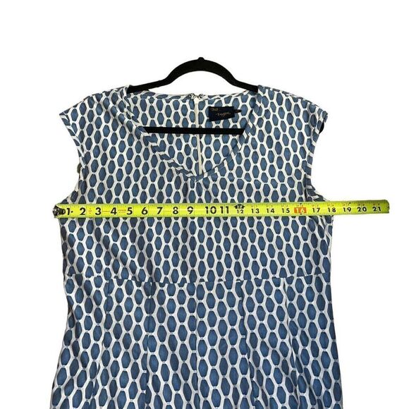 JUST…TAYLOR Blue & White Fit Flare Dress Size 14 - Picture 7 of 9